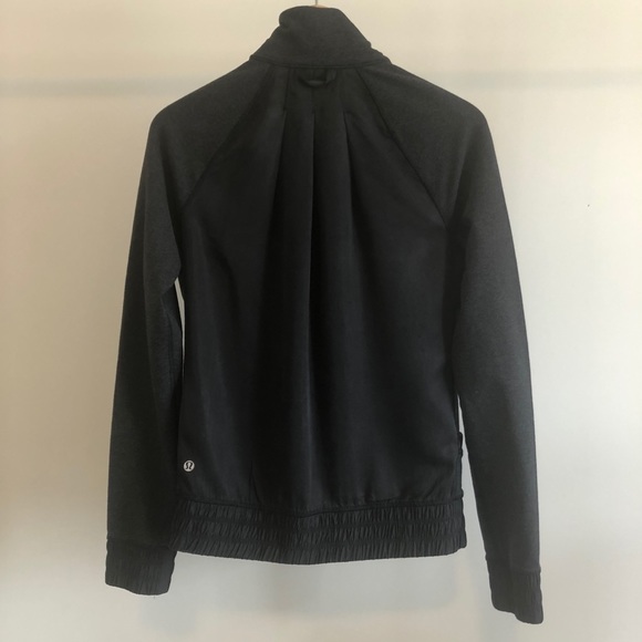 Lululemon Jacket - Picture 7 of 7